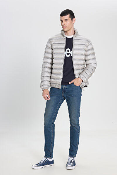 Lee Erkek Mont, Kaban