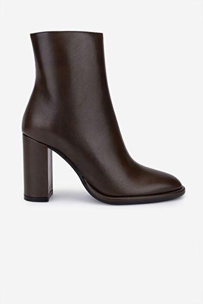 VALMENTİ Kadın Bot