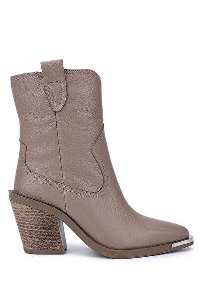 Tamer Tanca Kadın Bot