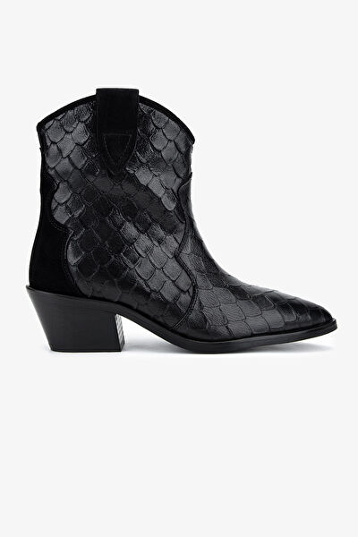 VALMENTİ Kadın Bot