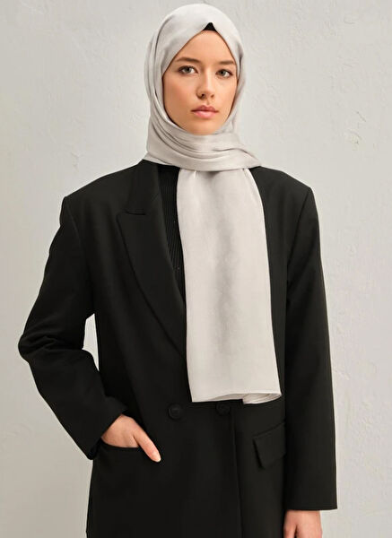 Armine Şal, Eşarp ve Aksesuarı