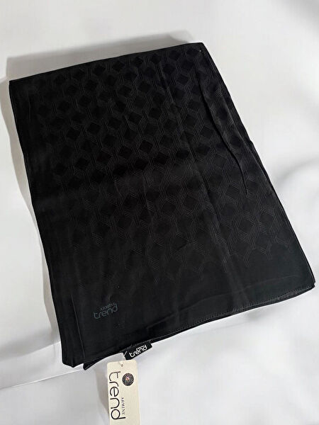 Armine Şal, Eşarp ve Aksesuarı