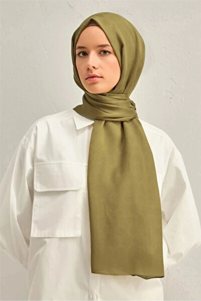 Armine Şal, Eşarp ve Aksesuarı