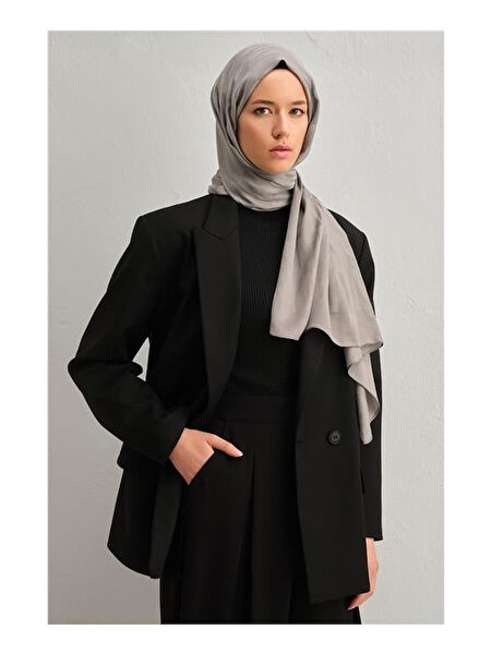 Armine Şal, Eşarp ve Aksesuarı