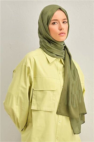 Armine Şal, Eşarp ve Aksesuarı