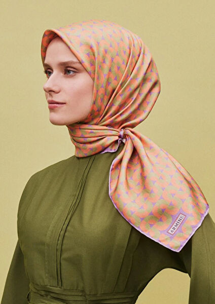 Armine Şal, Eşarp ve Aksesuarı