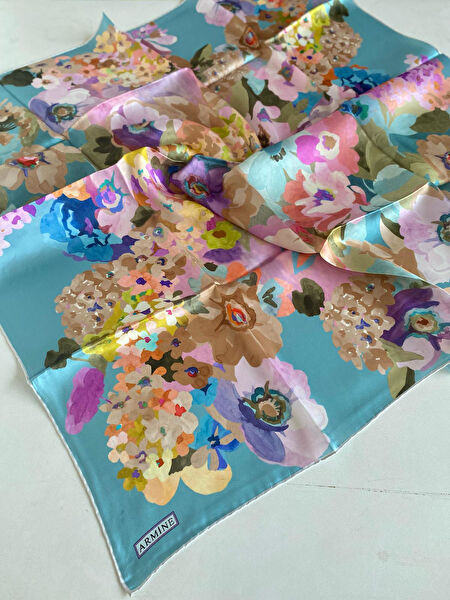 Armine Şal, Eşarp ve Aksesuarı