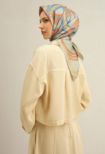 Armine Şal, Eşarp ve Aksesuarı