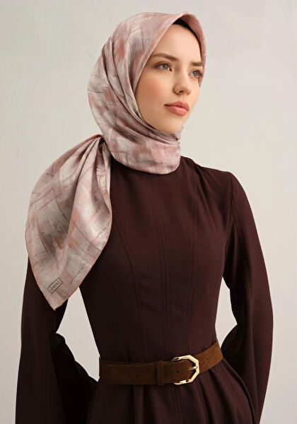 Armine Şal, Eşarp ve Aksesuarı