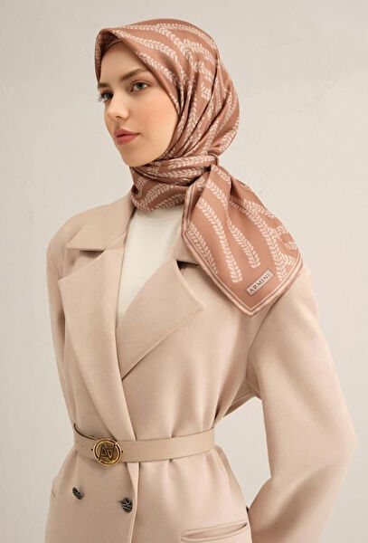 Armine Şal, Eşarp ve Aksesuarı