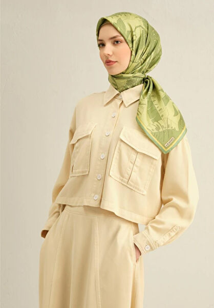 Armine Şal, Eşarp ve Aksesuarı