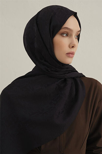 Armine Şal, Eşarp ve Aksesuarı