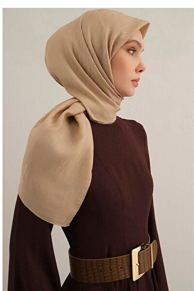 Armine Şal, Eşarp ve Aksesuarı