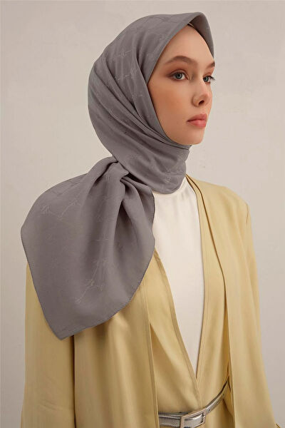 Armine Şal, Eşarp ve Aksesuarı