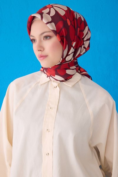Belli Şal, Eşarp ve Aksesuarı