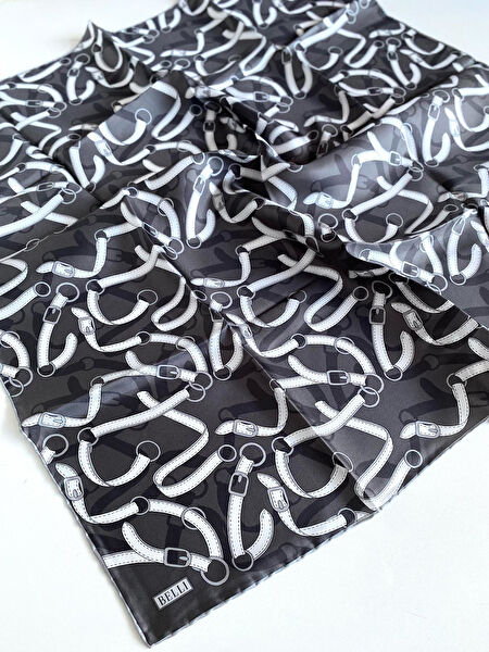 Belli Şal, Eşarp ve Aksesuarı