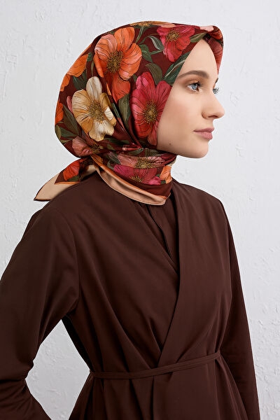 Armine Şal, Eşarp ve Aksesuarı