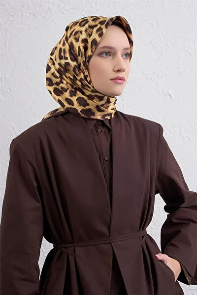 Armine Şal, Eşarp ve Aksesuarı