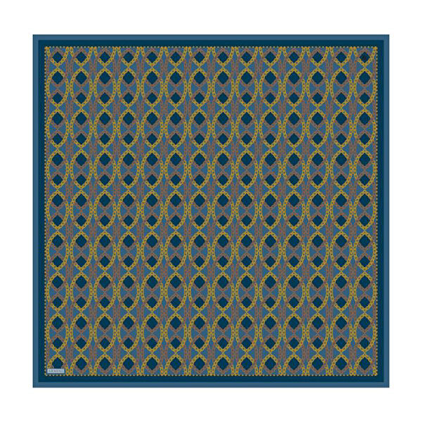 Armine Şal, Eşarp ve Aksesuarı