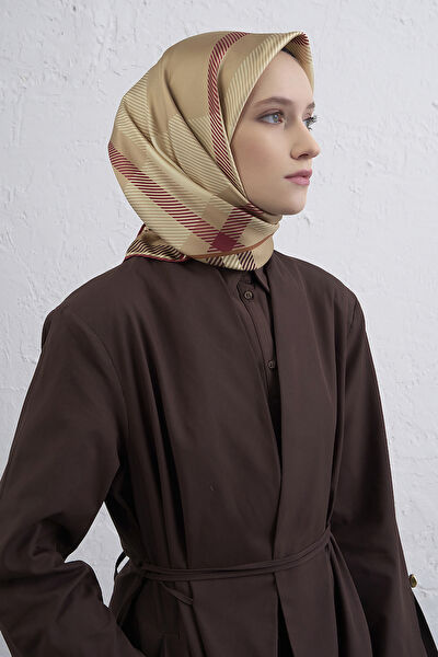 Armine Şal, Eşarp ve Aksesuarı