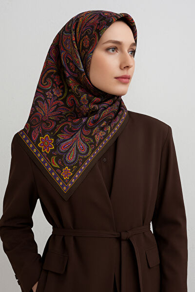 Armine Şal, Eşarp ve Aksesuarı