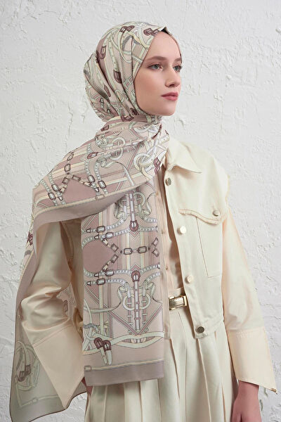 Armine Şal, Eşarp ve Aksesuarı