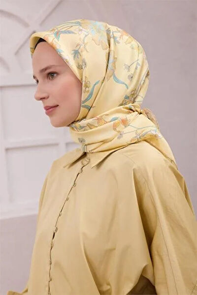 Belli Şal, Eşarp ve Aksesuarı