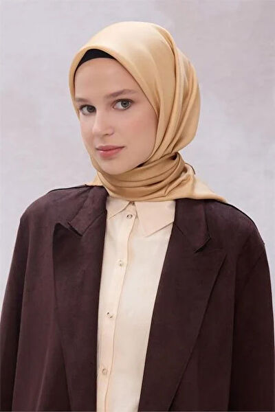 Belli Şal, Eşarp ve Aksesuarı