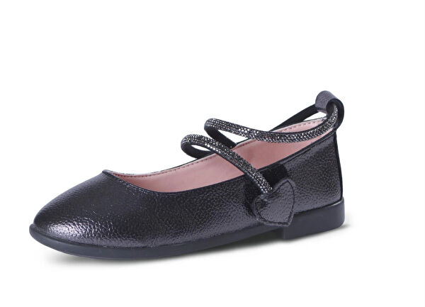 Momy Bebek Ayakkabıları, Patik