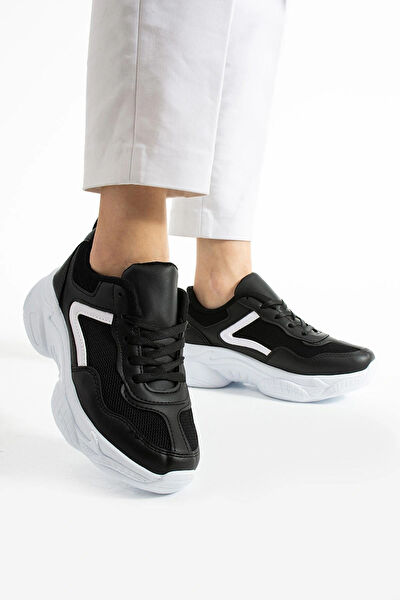 Devida Yürüyüş, Koşu Ayakkabısı