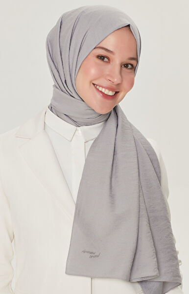 Armine Şal, Eşarp ve Aksesuarı