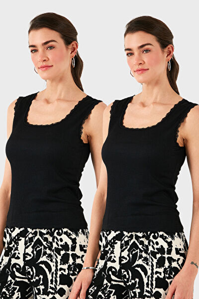 Lela Kadın Atlet, Body