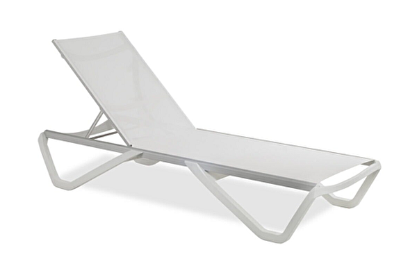 FORM OUTDOOR Şezlong