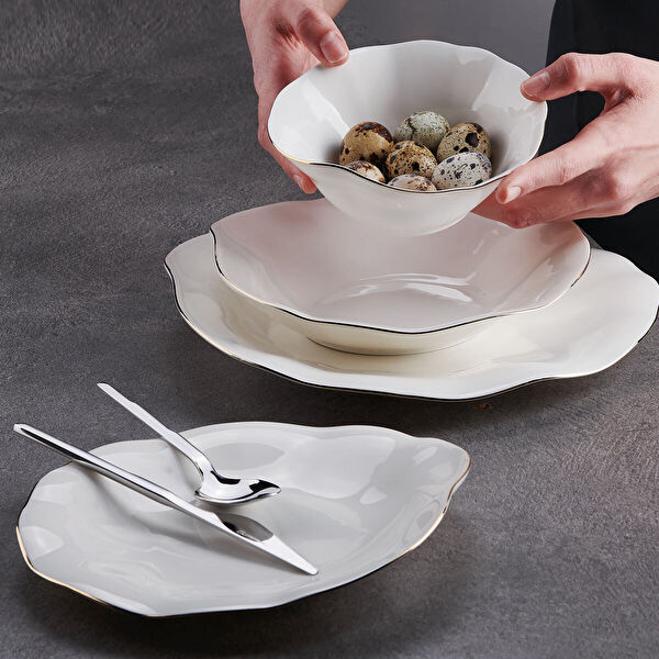 Korkmaz Yemek Takımı