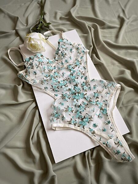 Gece İncisi Kadın Atlet, Body