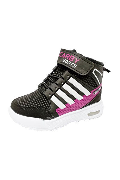 Carby Erkek Çocuk Bot, Çizme