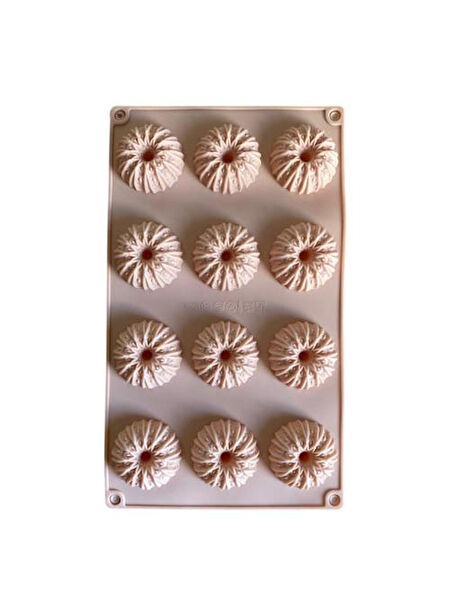 Odak Pasta, Kek Kalıbı