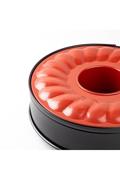 Tantitoni Pasta, Kek Kalıbı