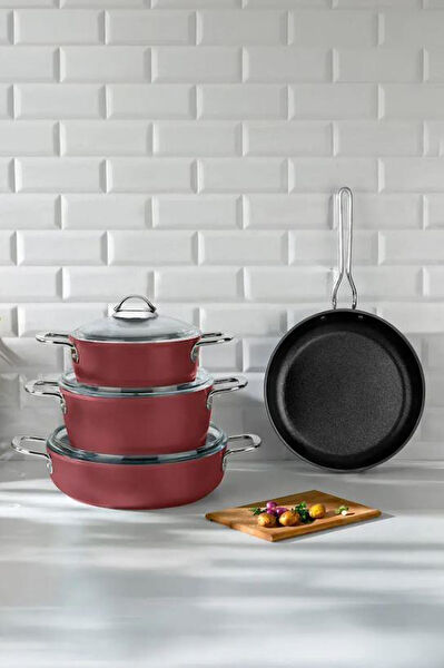 Nehir Tencere, Tava Seti