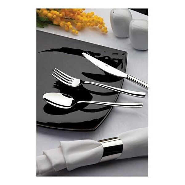 Nehir Çatal, Kaşık, Bıçak