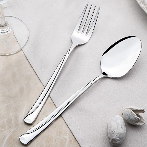 Nehir Çatal, Kaşık, Bıçak