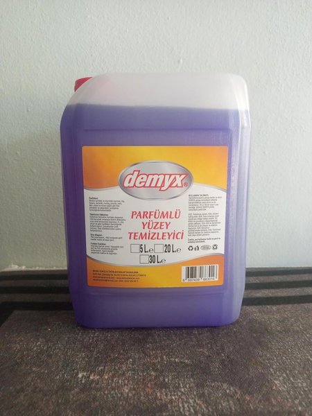 Demy Yüzey Temizleyiciler