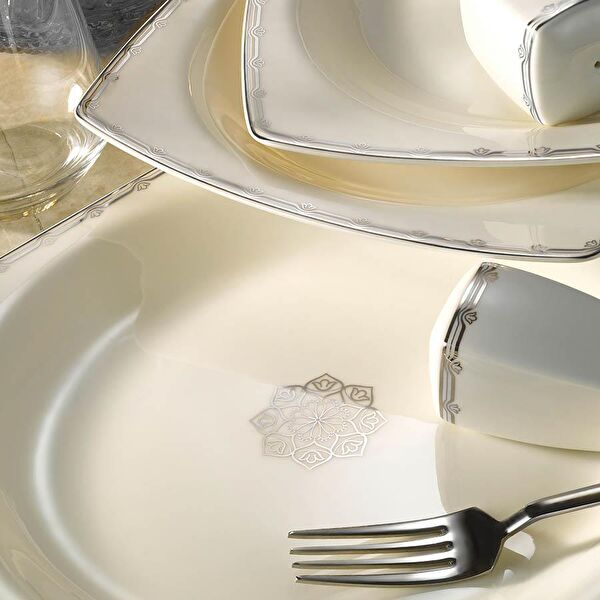 Kütahya Porselen Yemek Takımı