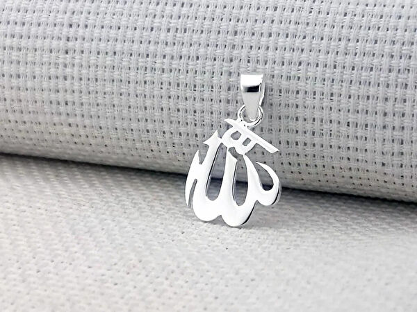 Mona Roza Kolye, Zincir, Künye