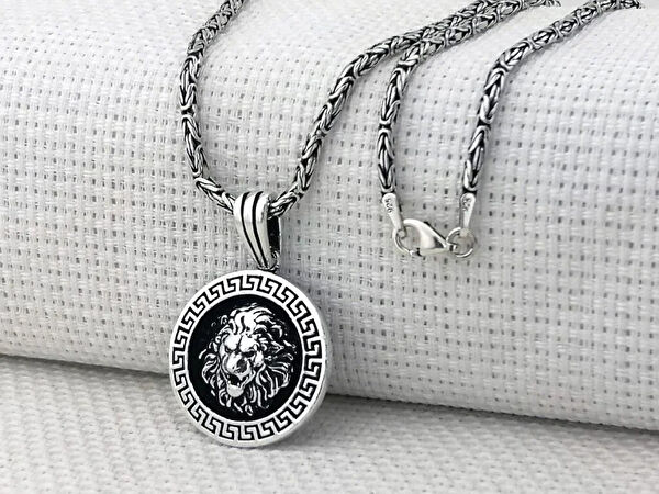 Mona Roza Kolye, Zincir, Künye