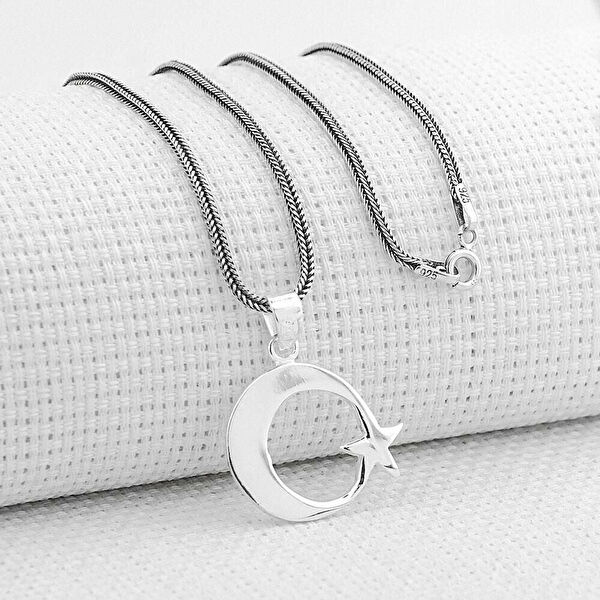 Mona Roza Kolye, Zincir, Künye