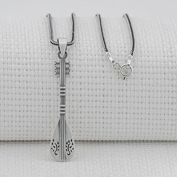 Mona Roza Kolye, Zincir, Künye