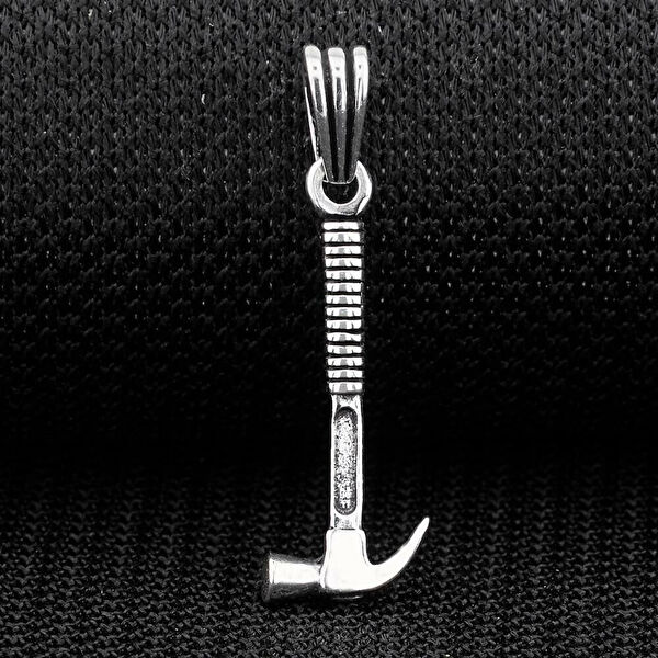 Mona Roza Kolye, Zincir, Künye