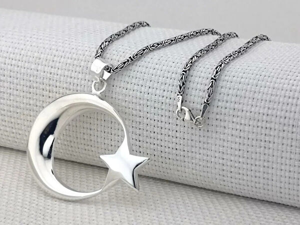 Mona Roza Kolye, Zincir, Künye