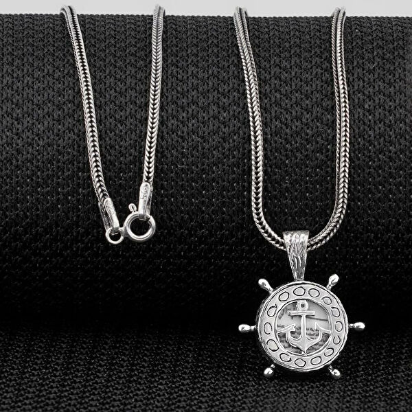 Mona Roza Kolye, Zincir, Künye